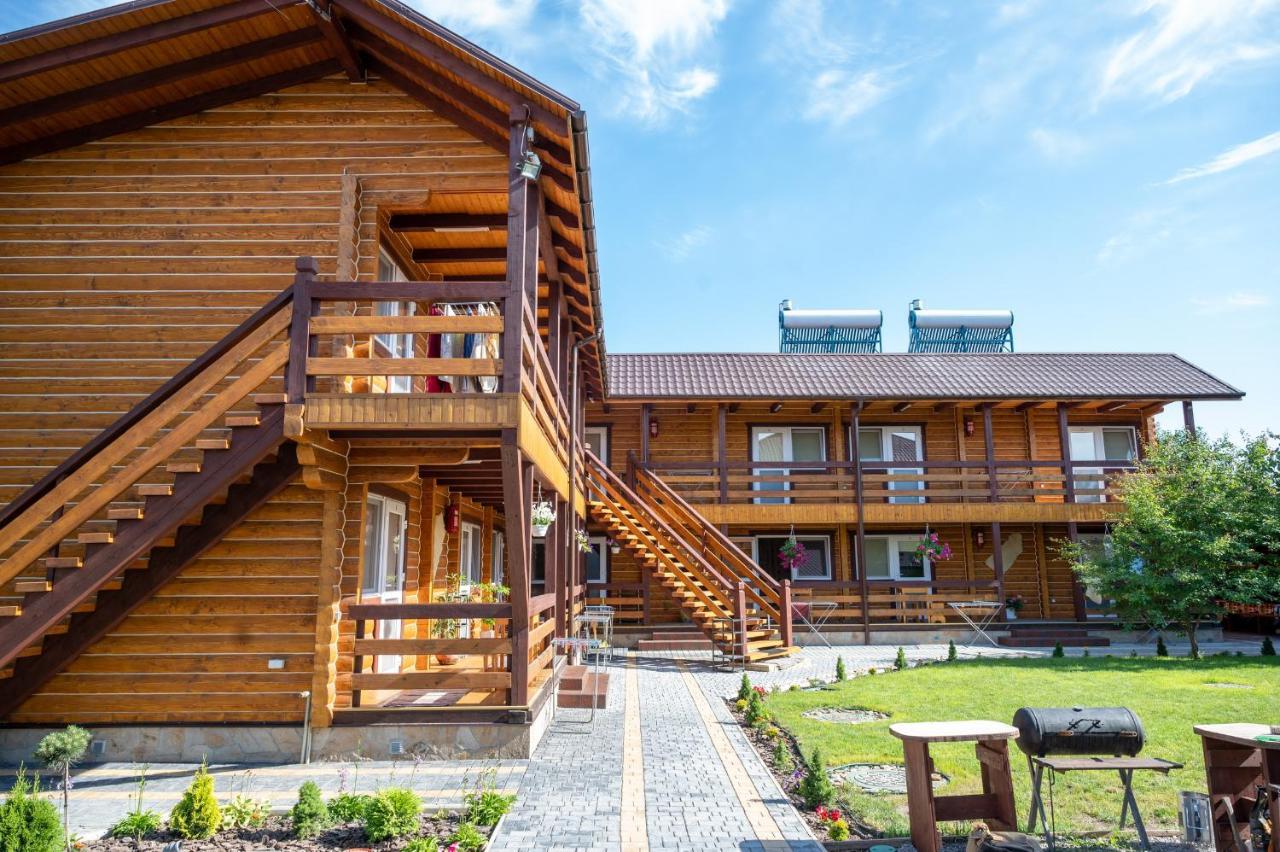 Rybatska 7 Hotel ชรอโนมอสค์ ภายนอก รูปภาพ